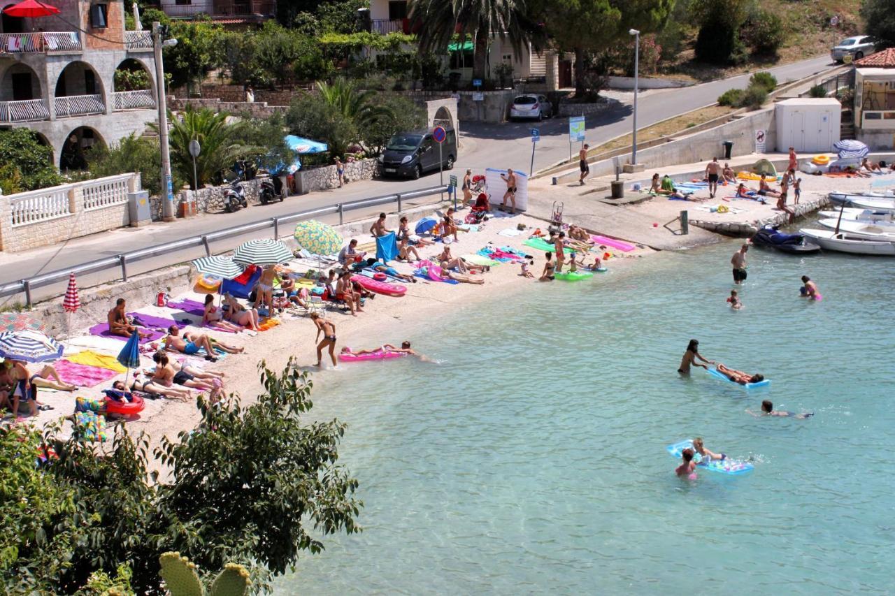 Apartments With A Parking Space Mavarstica, Ciovo - 12435 Trogir Dış mekan fotoğraf