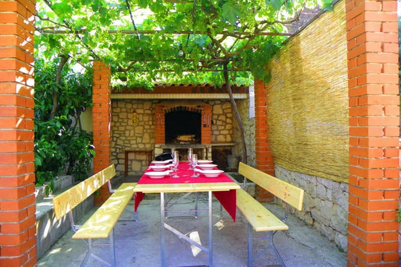 Apartments With A Parking Space Mavarstica, Ciovo - 12435 Trogir Dış mekan fotoğraf
